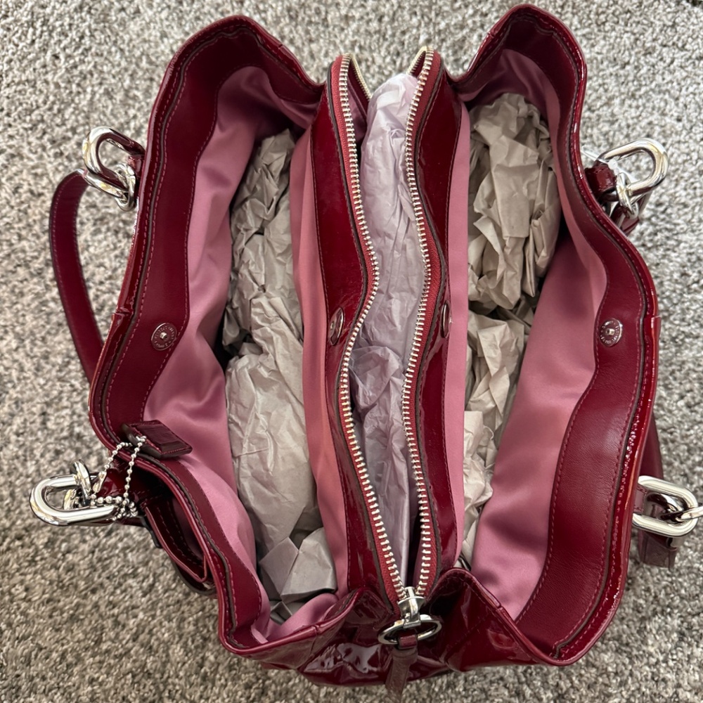 NWT Red Patent Leather Purse/Bag - Picture 5 of 10